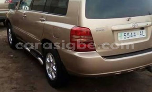 Acheter Occasion Voiture Toyota Highlander Beige à Lomé, Maritime Acheter Occasion Voiture Toyota Highlander Beige à Lomé, Maritime