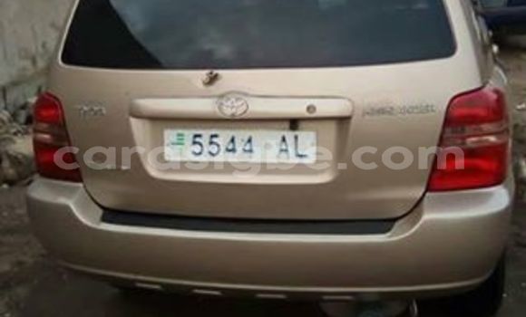Acheter Occasion Voiture Toyota Highlander Beige à Lomé, Maritime Acheter Occasion Voiture Toyota Highlander Beige à Lomé, Maritime