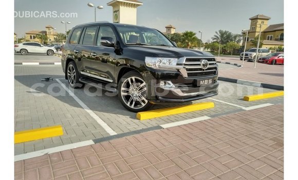 Acheter Import Voiture Toyota Land Cruiser Noir à Import - Dubai, Togo Acheter Import Voiture Toyota Land Cruiser Noir à Import - Dubai, Togo