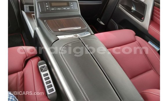 Acheter Import Voiture Toyota Land Cruiser Noir à Import - Dubai, Togo Acheter Import Voiture Toyota Land Cruiser Noir à Import - Dubai, Togo
