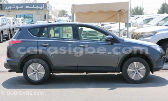 Acheter Import Voiture Toyota RAV4 Autre à Import - Dubai, Togo Acheter Import Voiture Toyota RAV4 Autre à Import - Dubai, Togo