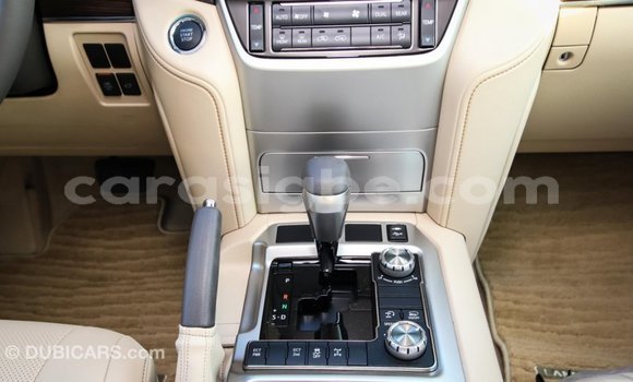Buy Import Toyota Land Cruiser Black Car in Import - Dubai in Togo Buy Import Toyota Land Cruiser Black Car in Import - Dubai in Togo