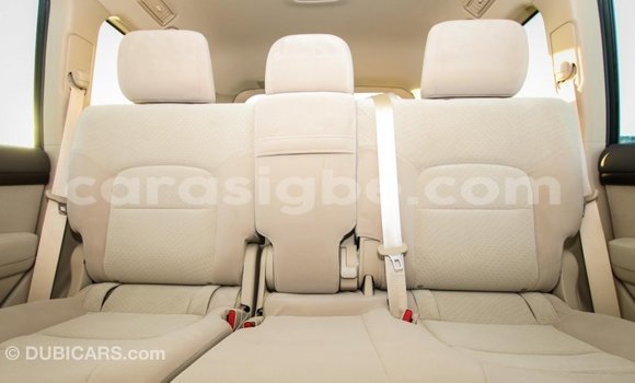 Buy Import Toyota Land Cruiser White Car in Import - Dubai in Togo Buy Import Toyota Land Cruiser White Car in Import - Dubai in Togo