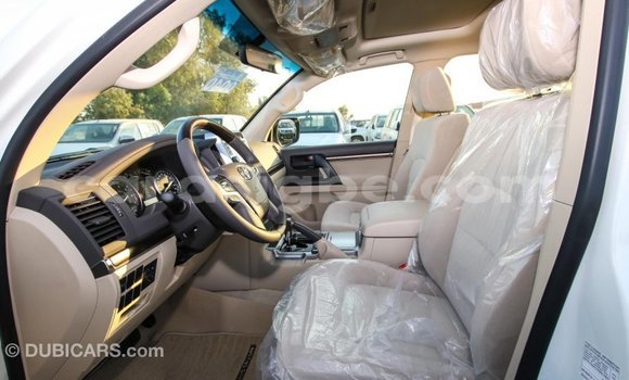 Buy Import Toyota Land Cruiser White Car in Import - Dubai in Togo Buy Import Toyota Land Cruiser White Car in Import - Dubai in Togo
