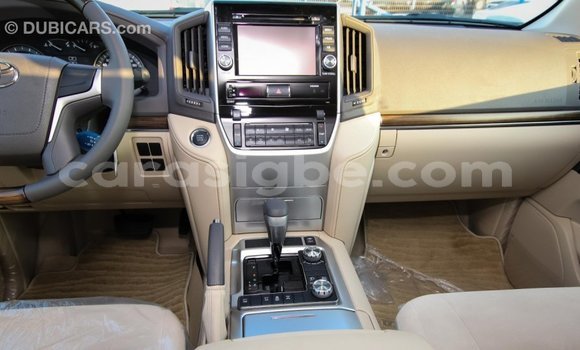 Buy Import Toyota Land Cruiser White Car in Import - Dubai in Togo Buy Import Toyota Land Cruiser White Car in Import - Dubai in Togo