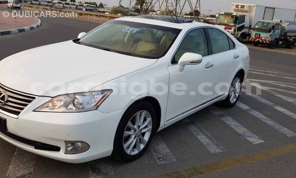 Acheter Import Voiture Lexus ES Blanc à Import - Dubai, Togo Acheter Import Voiture Lexus ES Blanc à Import - Dubai, Togo
