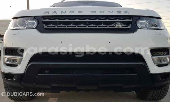 Acheter Import Voiture Land Rover Range Rover Blanc à Import - Dubai, Togo Acheter Import Voiture Land Rover Range Rover Blanc à Import - Dubai, Togo