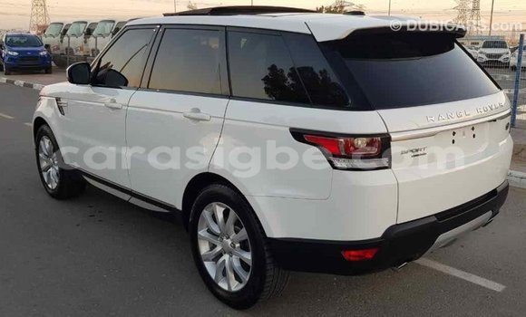 Acheter Import Voiture Land Rover Range Rover Blanc à Import - Dubai, Togo Acheter Import Voiture Land Rover Range Rover Blanc à Import - Dubai, Togo