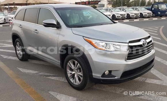 Acheter Import Voiture Toyota Highlander Autre à Import - Dubai, Togo Acheter Import Voiture Toyota Highlander Autre à Import - Dubai, Togo