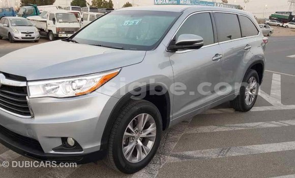 Acheter Import Voiture Toyota Highlander Autre à Import - Dubai, Togo Acheter Import Voiture Toyota Highlander Autre à Import - Dubai, Togo