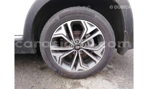 Buy Import Hyundai Santa Fe White Car in Import - Dubai in Togo Buy Import Hyundai Santa Fe White Car in Import - Dubai in Togo