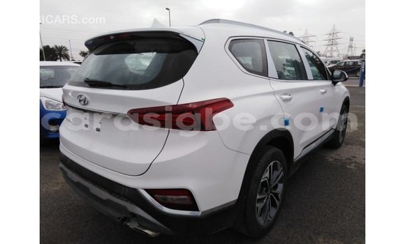Buy Import Hyundai Santa Fe White Car in Import - Dubai in Togo Buy Import Hyundai Santa Fe White Car in Import - Dubai in Togo