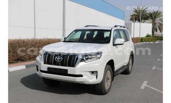 Acheter Import Voiture Toyota Prado Blanc à Import - Dubai, Togo Acheter Import Voiture Toyota Prado Blanc à Import - Dubai, Togo