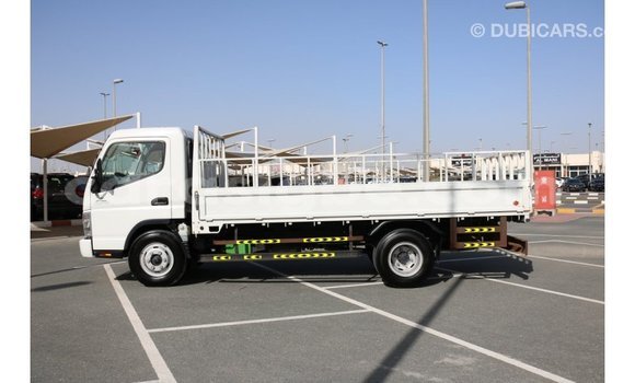 Acheter Import Utilitaire Mitsubishi L400 Blanc à Import - Dubai, Togo