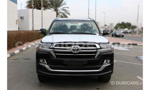 Acheter Import Voiture Toyota Land Cruiser Noir à Import - Dubai, Togo Acheter Import Voiture Toyota Land Cruiser Noir à Import - Dubai, Togo