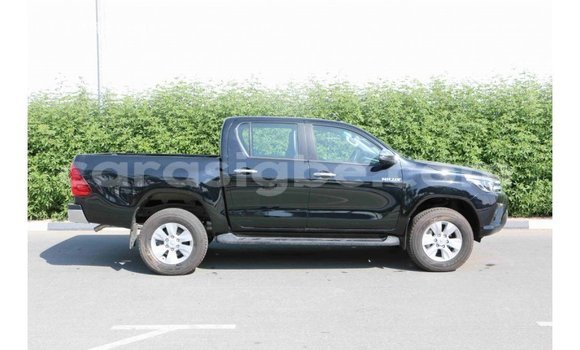 Acheter Import Voiture Toyota Hilux Noir à Import - Dubai, Togo Acheter Import Voiture Toyota Hilux Noir à Import - Dubai, Togo