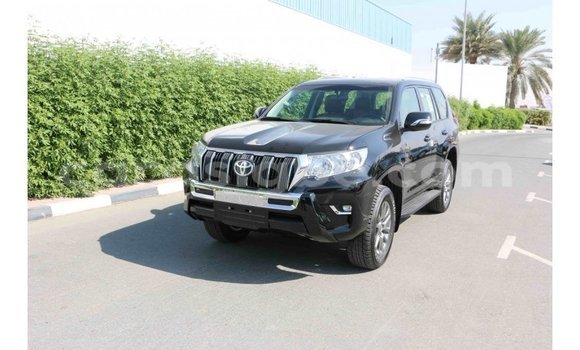 Acheter Import Voiture Toyota Prado Blanc à Import - Dubai, Togo