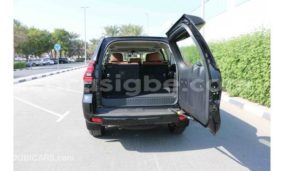 Acheter Import Voiture Toyota Prado Blanc à Import - Dubai, Togo Acheter Import Voiture Toyota Prado Blanc à Import - Dubai, Togo