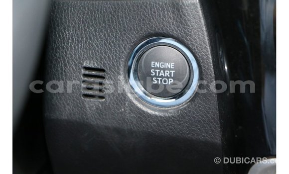 Acheter Import Voiture Toyota Corolla Blanc à Import - Dubai, Togo Acheter Import Voiture Toyota Corolla Blanc à Import - Dubai, Togo