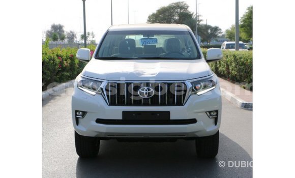 Acheter Import Voiture Toyota Prado Blanc à Import - Dubai, Togo Acheter Import Voiture Toyota Prado Blanc à Import - Dubai, Togo