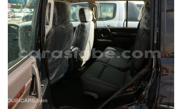Acheter Import Voiture Mitsubishi Pajero Noir à Import - Dubai, Togo Acheter Import Voiture Mitsubishi Pajero Noir à Import - Dubai, Togo