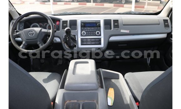 Buy Import Foton Tunland White Car in Import - Dubai in Togo