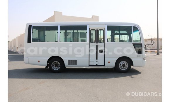 Buy Import Nissan Evalia White Truck in Import - Dubai in Togo Buy Import Nissan Evalia White Truck in Import - Dubai in Togo