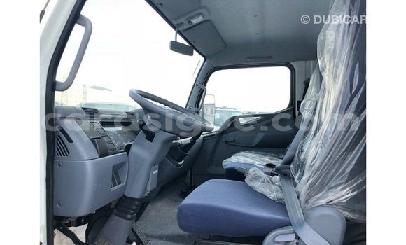 Buy Import Mitsubishi L400 White Truck in Import - Dubai in Togo Buy Import Mitsubishi L400 White Truck in Import - Dubai in Togo